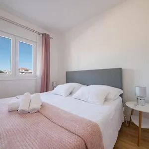 https://romanca-zadar.hotelinzadar.com
